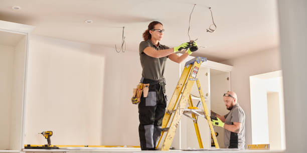 Best Licensed Electrician  in Burt, MI